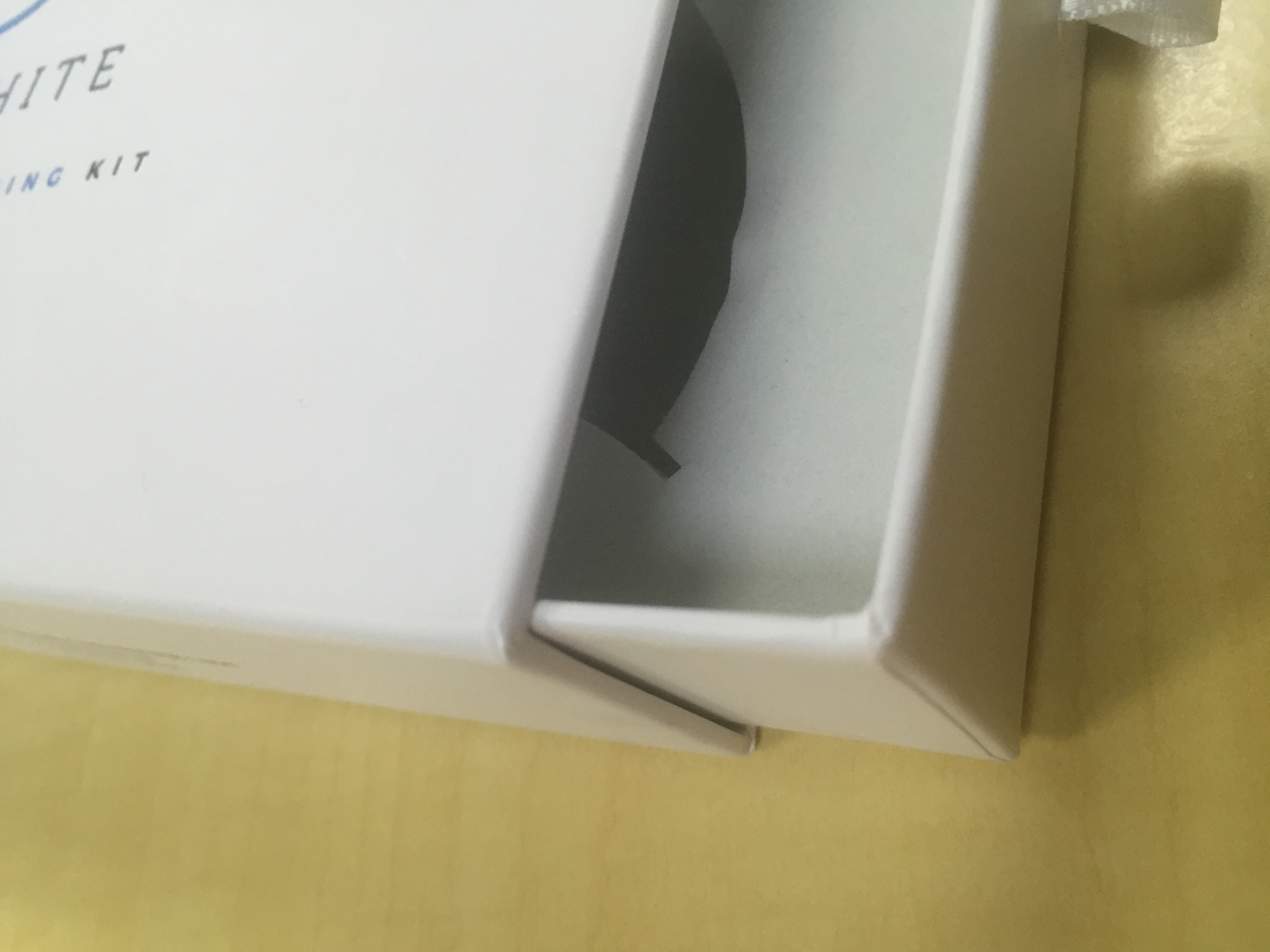 知道用數(shù)碼打樣給化妝品精品盒定制打樣成本低，沒(méi)想到這么低